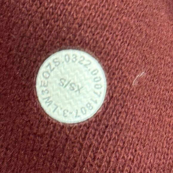 Lululemon Women's Burgundy cropped scuba Zip-Up Hoodie​ - Picture 6 of 6